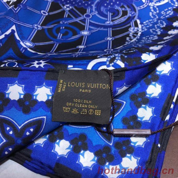 Louis Vuitton Scarf LVS00139
